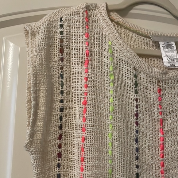 Fun crocheted dress. Purchased from Anthropologie - Picture 4 of 4